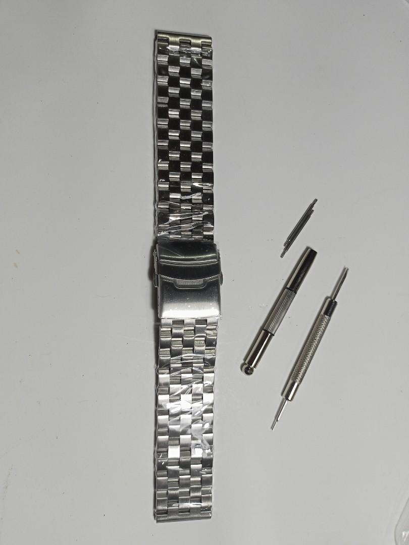 Super Engineer Bracelet (Category: Men's Watches) located in Manila. Submitted by AlecsxanderTimeCollection (Listing ID 1176787336, Image 2). Description: Now Available ⌚ 20mm/22mm Super Engineer Bracelet - No Brand - Stainless Steel - Solid Links - Screw Type Pins - Quick Released End Link.