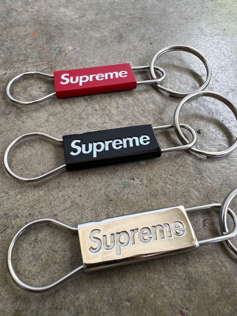 Supreme Clip Keychain Silver - 小物