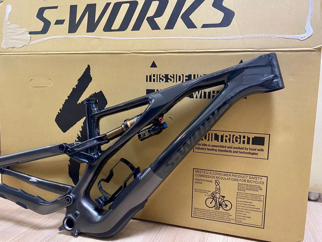 SWorks Stumpjumper EVO Frameset, Sports Equipment, Bicycles & Parts