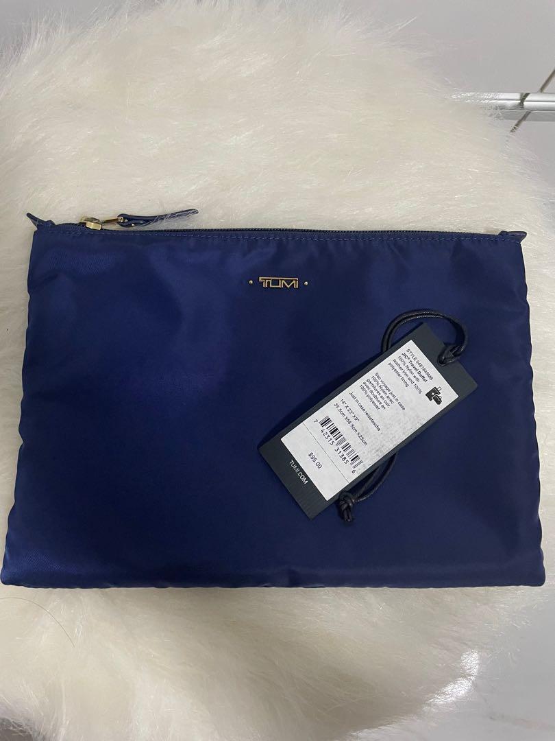 Tumi Purse, Women's Fashion, Bags & Wallets, Purses & Pouches on Carousell
