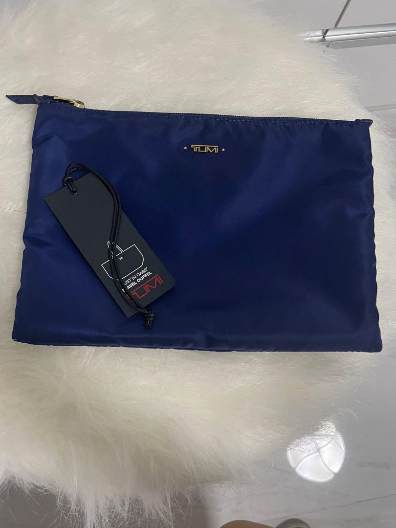 Tumi Purse, Women's Fashion, Bags & Wallets, Purses & Pouches on Carousell