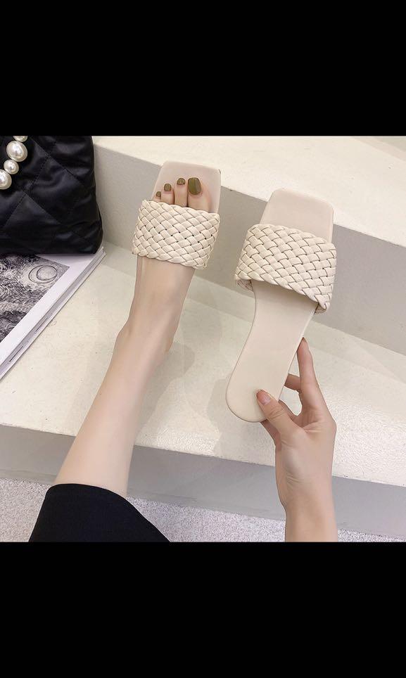 Woven Style Flat Sandals in Beige