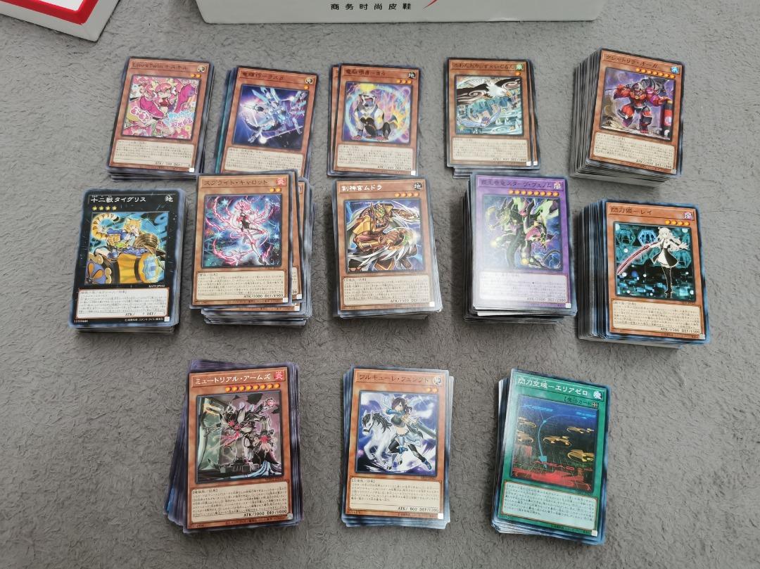 200 Yu-Gi-Oh! TCG Card Collection Lot  Authentic, Near Mint, Foil & Commons