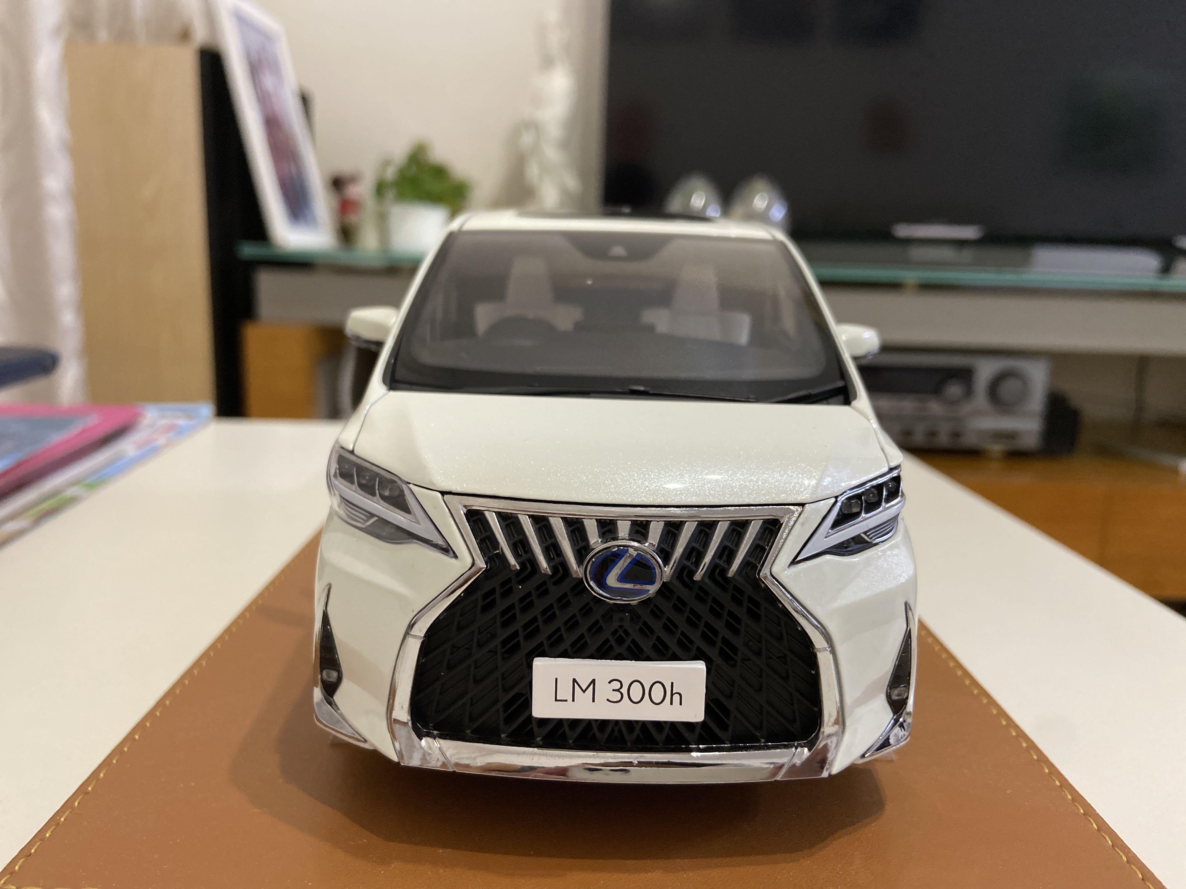 1:18 Lexus LM 300h, Hobbies & Toys, Toys & Games on Carousell