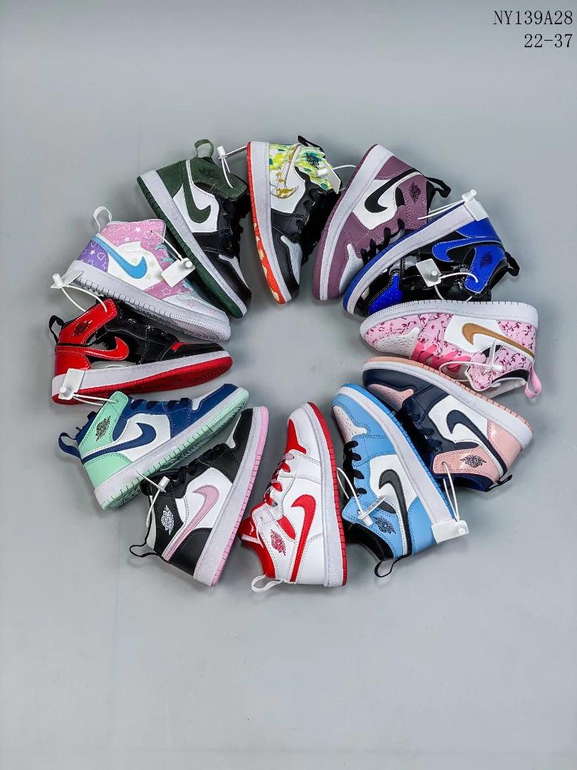 Air Jordan 1 Mid AJ1 classic retro culture casual sports