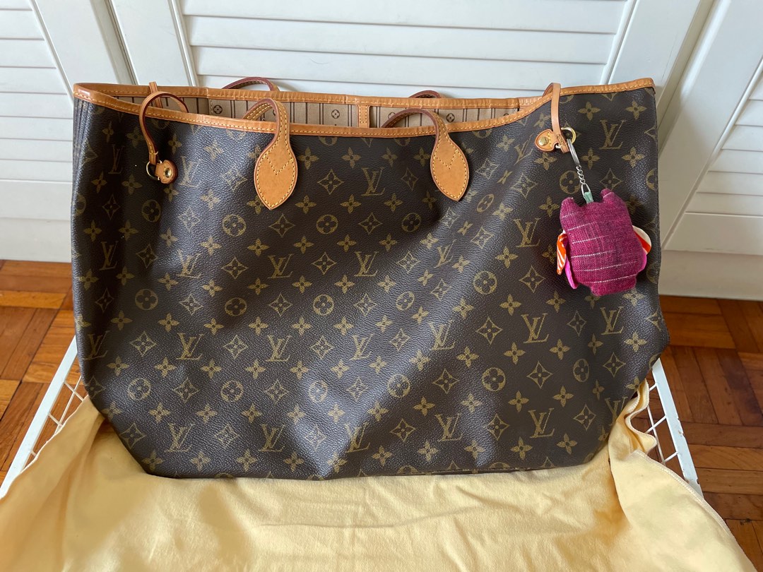 Never hot sale fall bag