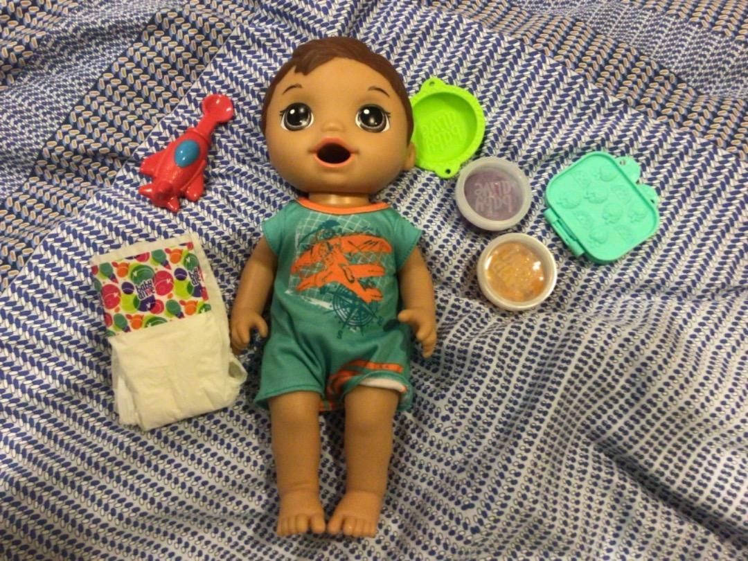 Baby alive snackin luke cheap brunette