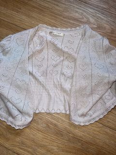 (Category: ) located in . Submitted by thriftly (Listing ID 1182108050, Image 1). Description: .