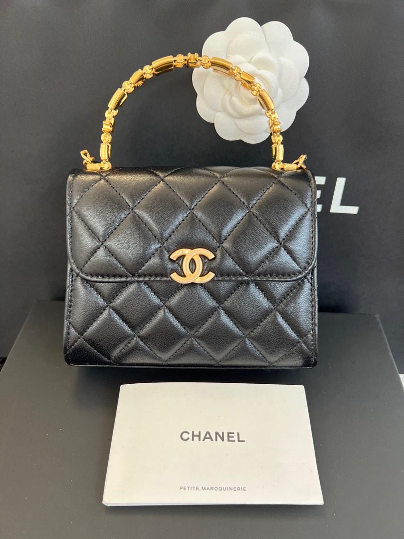 Chanel 22B Clutch With Chain (Medium), Luxury, Bags & Wallets on Carousell