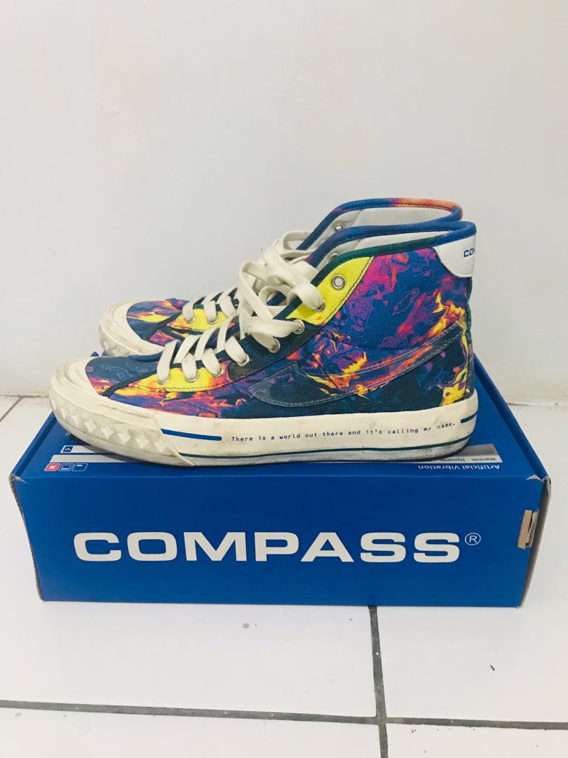 Compass X Tame Impala Spectrum 02, Fesyen Pria, Sepatu , Sneakers di