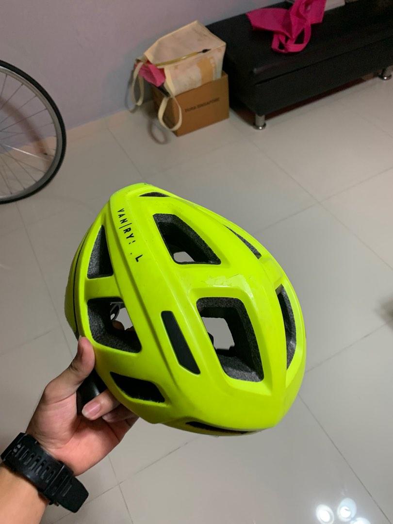 Decathlon helmet, Sports Equipment, Bicycles & Parts, Parts