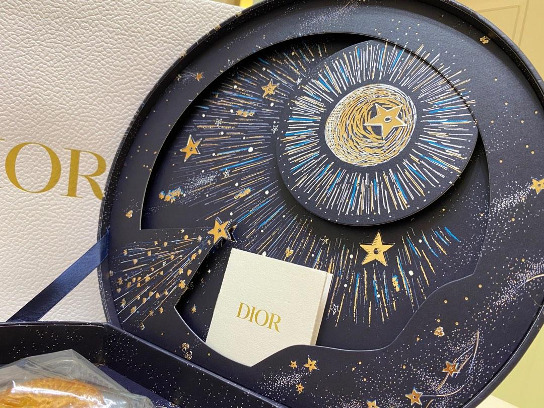 2022 Dior Vip mooncake box, 名牌, 飾物及配件- Carousell