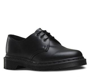 Looking For: Dr Martens 1461 MONO