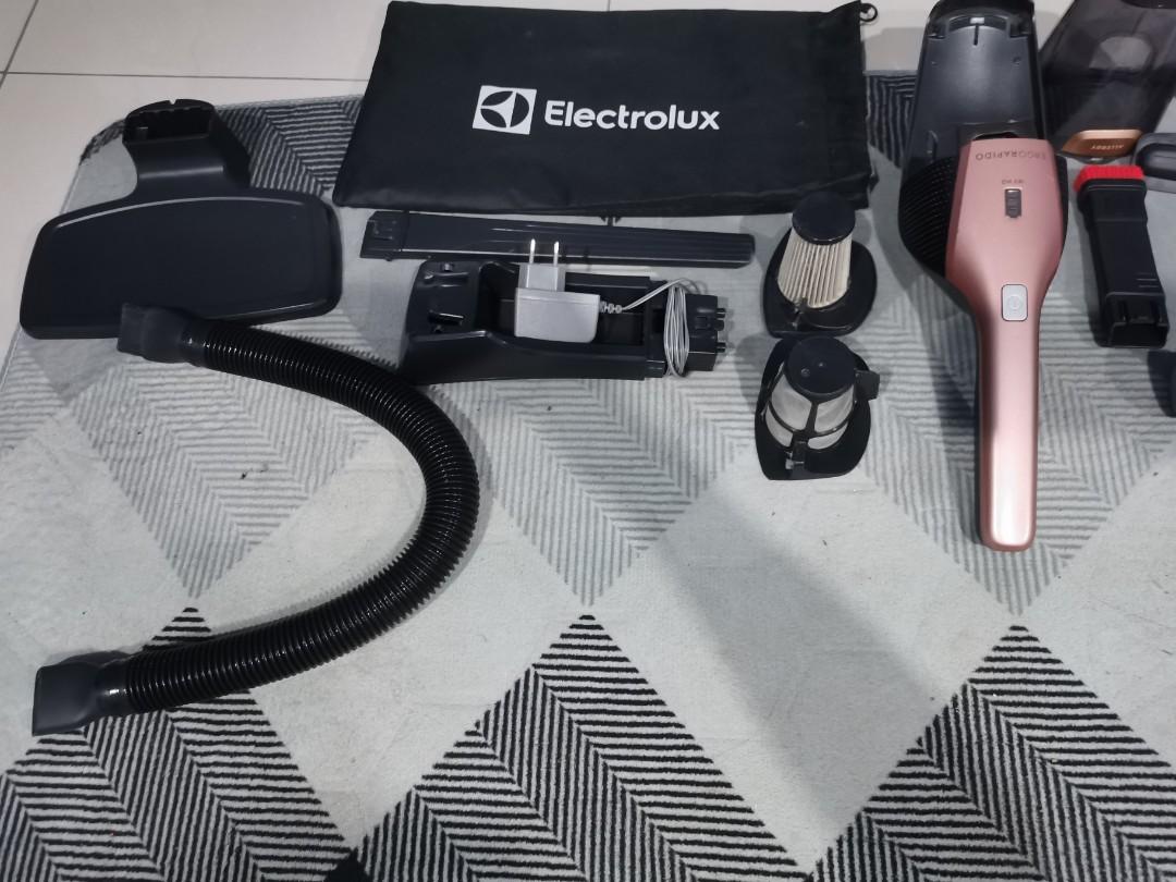 Electrolux ZB3114AK Rechargeable Cordless Vacuum Cleaner, TV & Home Appliances, Vacuum Cleaner