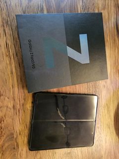（分類：）位於 。 由 gemineeli 提交（商品編號 1182293313，圖片 1）。簡介： 。
