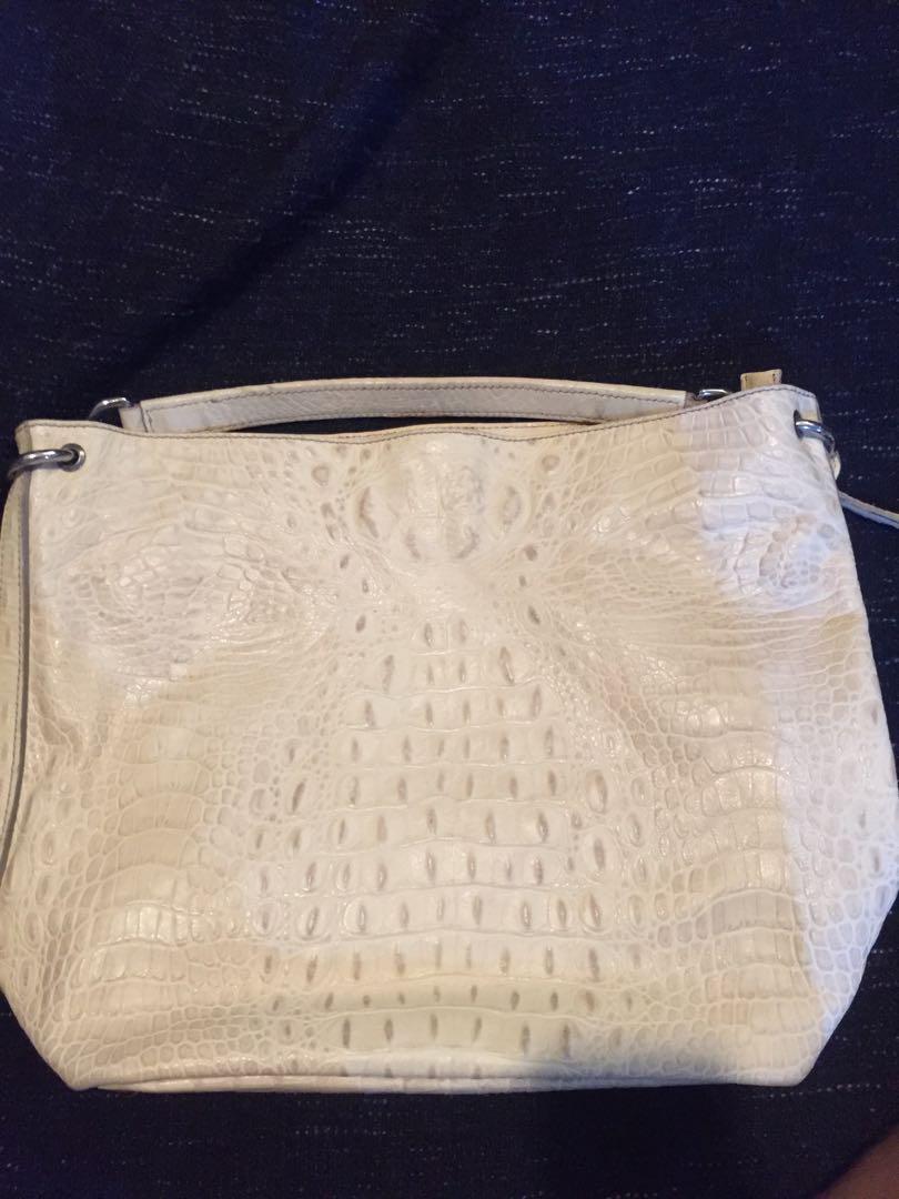 Furla White Croc Tote Bag (Category: Luxury Bags & Wallets) located in Baguio. Submitted by BagstacularbyJCT (Listing ID 1182279564, Image 2). Description: .