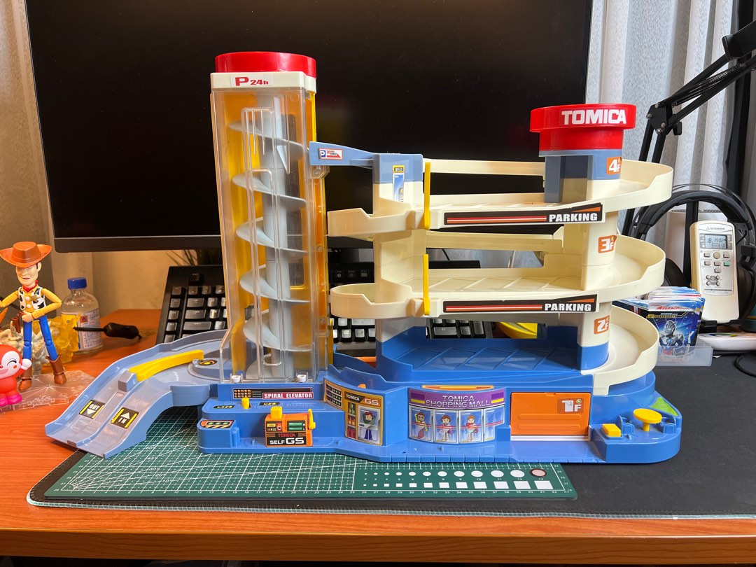 Giant Tomica Playset Parking Lot Hobbies Toys Toys Games on