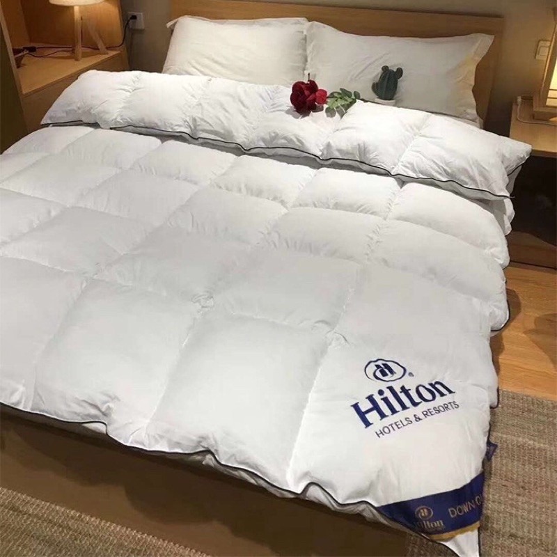 Hilton Hotel Duvet Insert Comforter Blanket, Furniture & Home Living