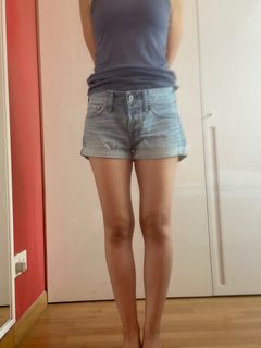 (Category: ) located in . Submitted by ChamyF (Listing ID 1182145962, Image 1). Description: .