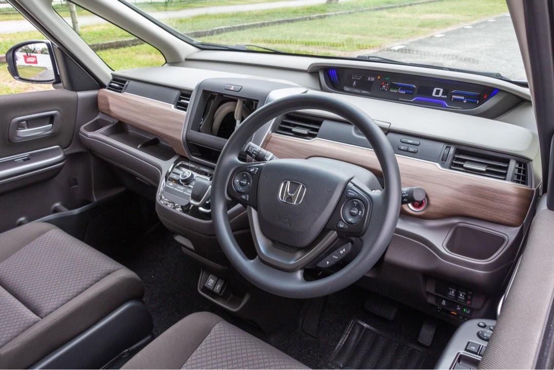 Honda Freed Hybrid CDW Included, Cars, Car Rental on Carousell