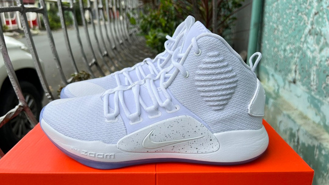 Hyperdunk X EP White Men s Fashion Footwear Sneakers on Carousell