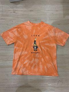 kaos tie dye leon
