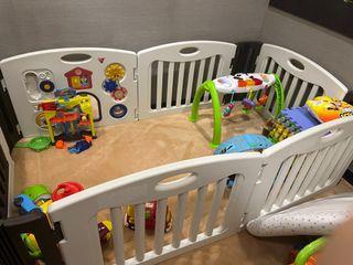 Kids land playpen