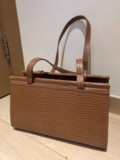 （分類：）位於 。 由 ppbkk 提交（商品編號 1182208898，圖片 1）。簡介： 。