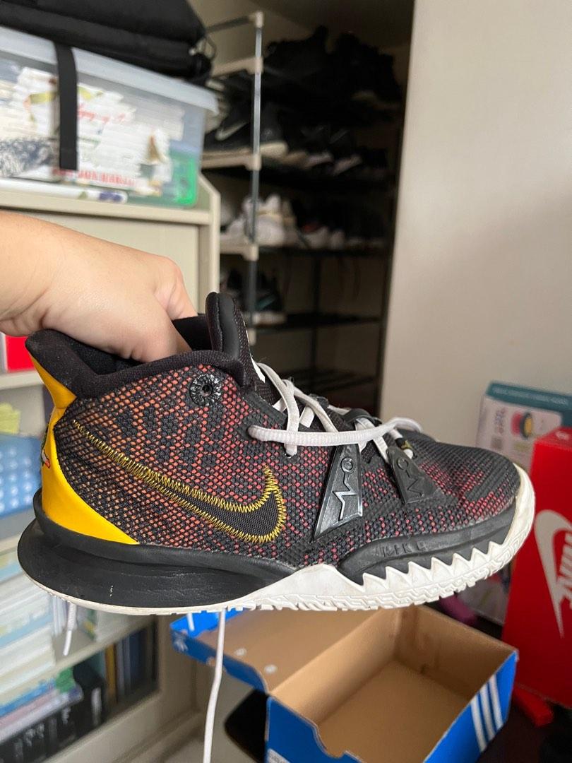 KYRIE SHOES ORIGINAL FROM MALL