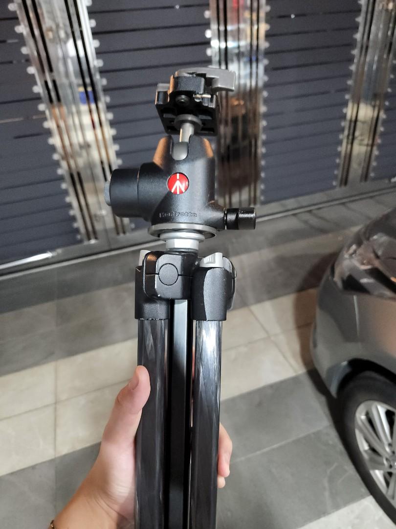 Manfrotto Carbon Fibre tripod no model number, Photography, Photography