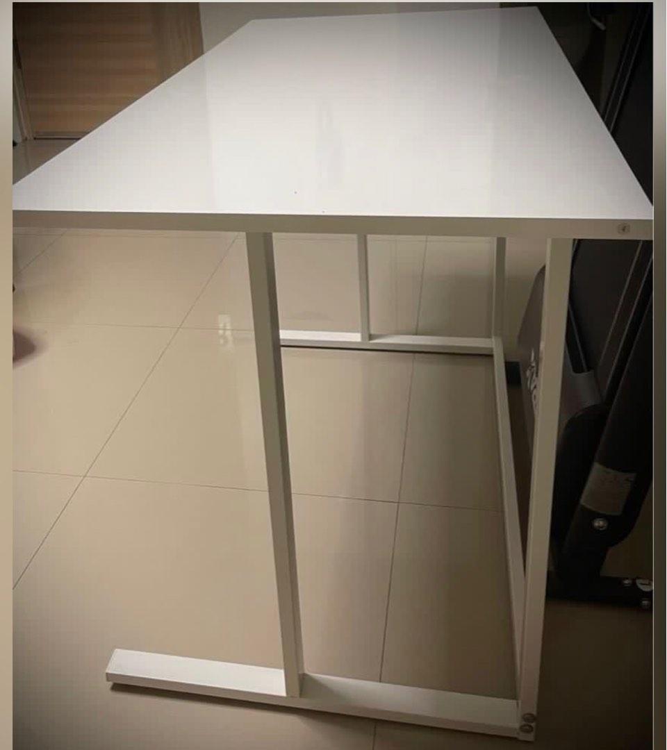 Modern minimalist glossy white table, Furniture & Home Living