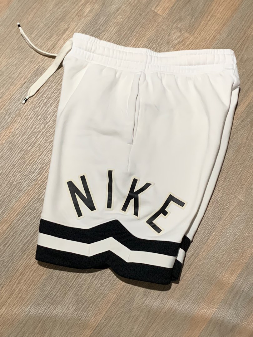 nsw nike air fleece shorts