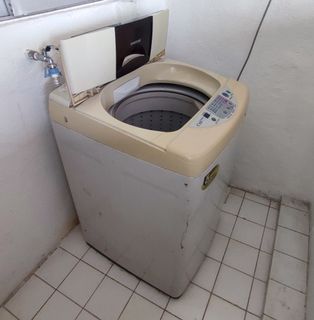 (Category: ) located in . Submitted by caroledwin (Listing ID 1182236790, Image 1). Description: .