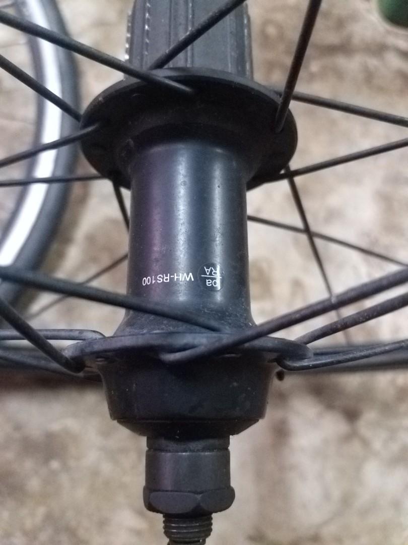 Shimano rs 100 roadbike wheelset, Sports Equipment, Bicycles & Parts ...