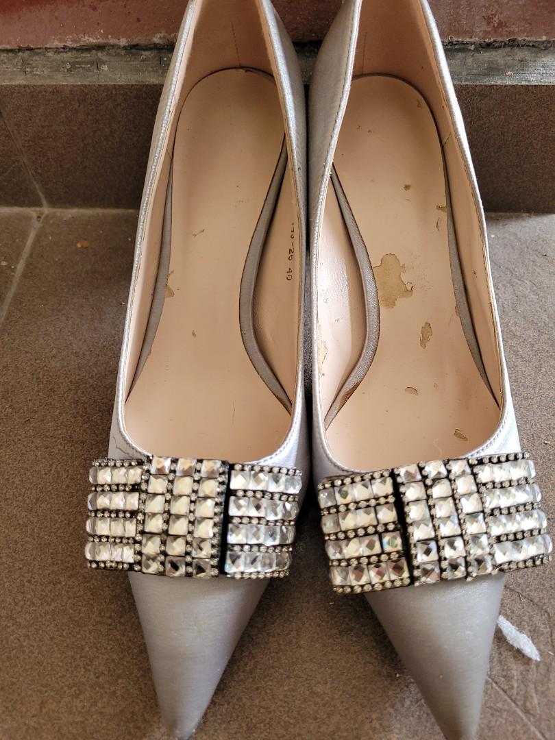 Grey heels for wedding outlet