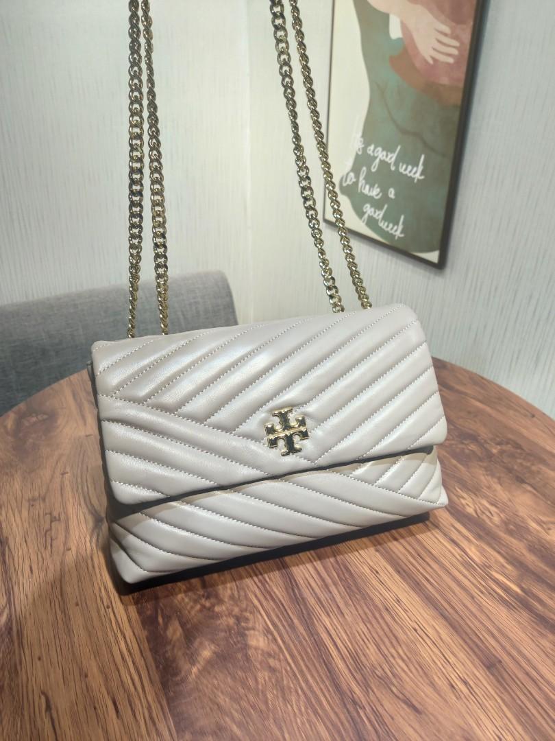 Tory Burch Kira Convertible Chevron Leather Bag In Grigio