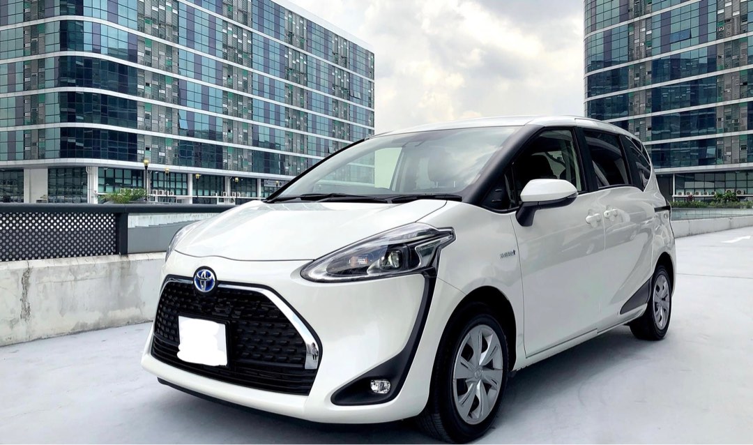 Toyota Sienta (Hybrid) CDW Included / PHV Rental, Cars, Car Rental on