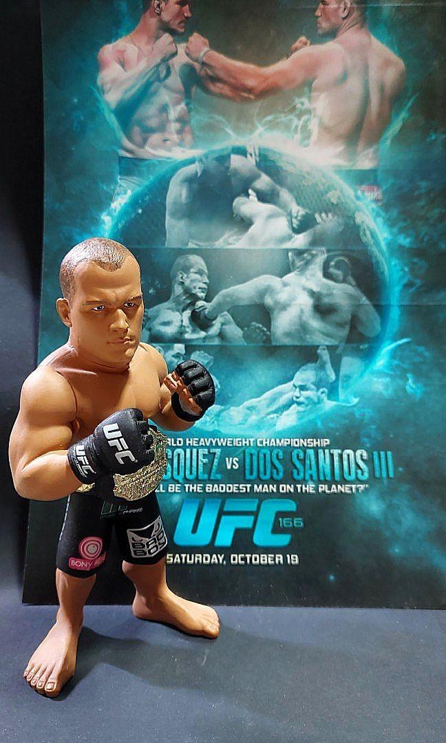 UFC legend fighter Dos Santos with free poster, Hobbies Toys