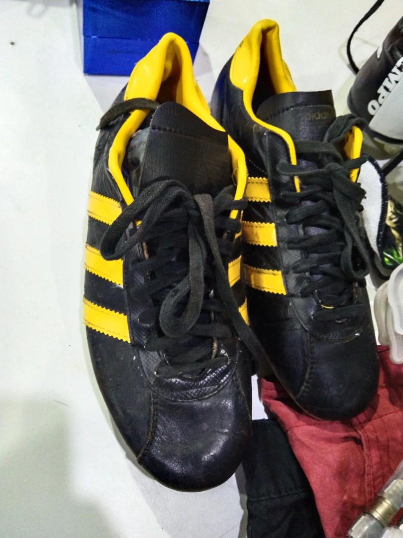 Adidas blackbird trainers store