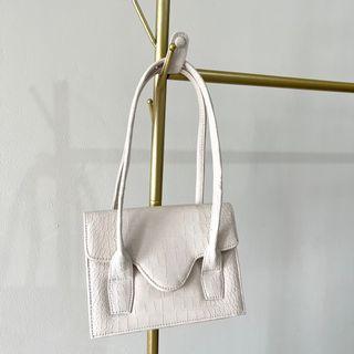 White handle croco bag