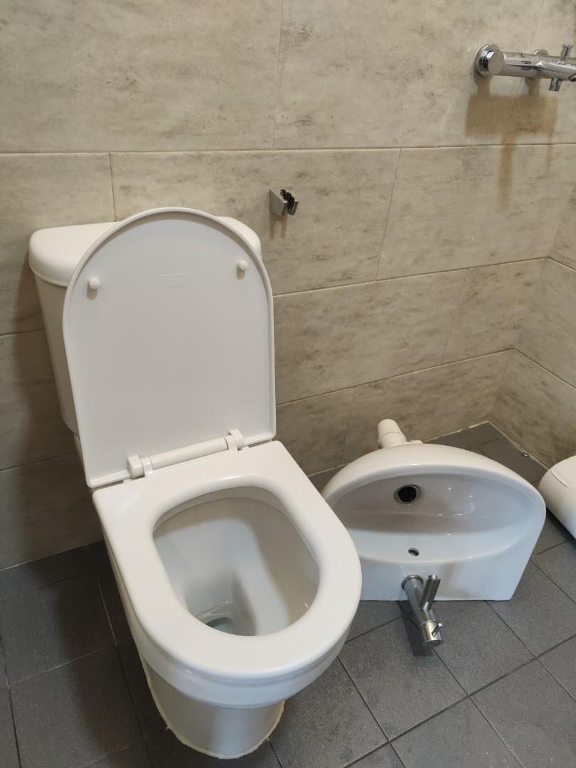 6inch toilet bowl(Treo brand) + sink, Furniture & Home Living, Bathroom & Kitchen Fixtures on