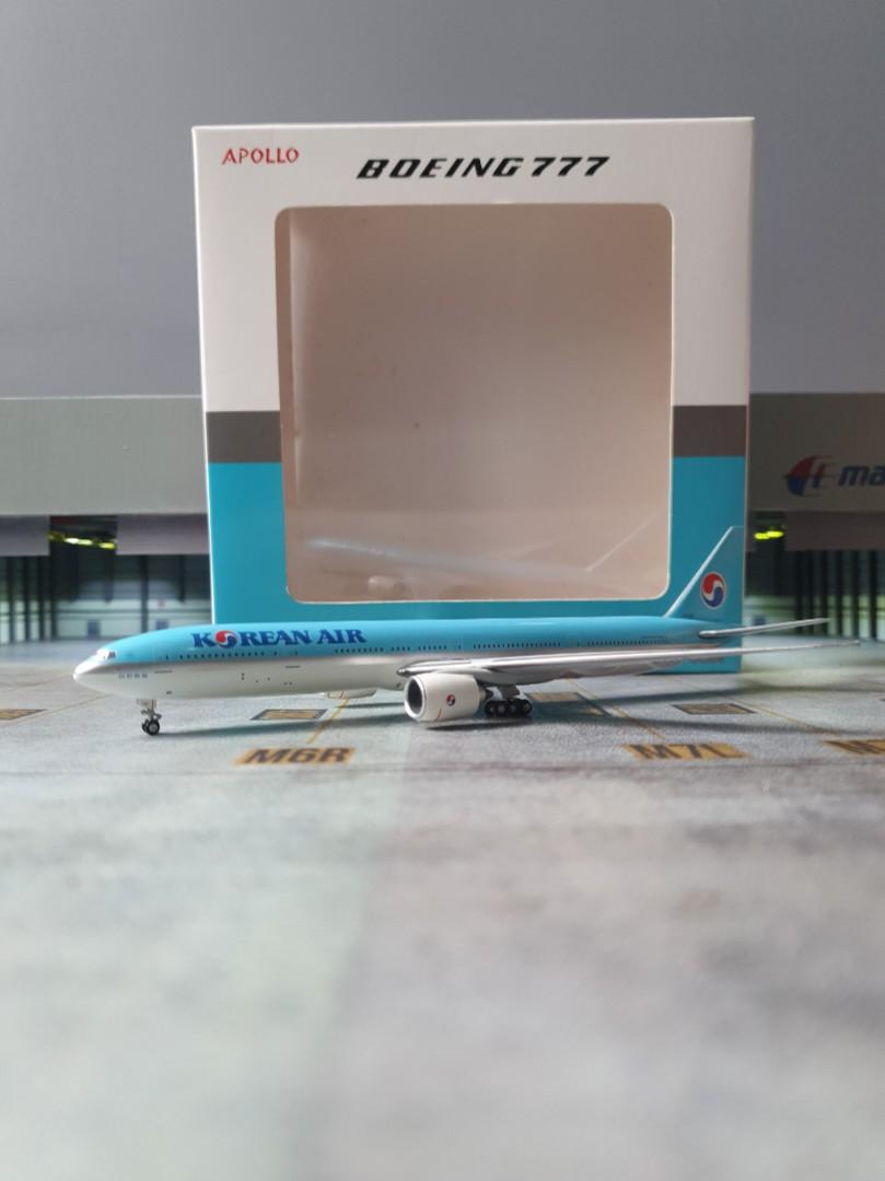 1400 Apollo Korean Air Boeing 777300(ER), Hobbies & Toys, Memorabilia