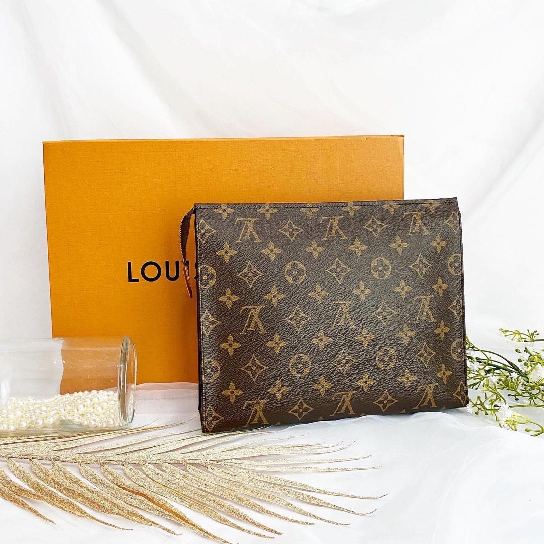 LOUIS VUITTON Toiletry Pouch 26 Monogram, Luxury, Bags & Wallets on  Carousell