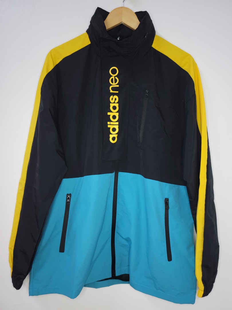 Adidas Neo windbreaker (Authentic), Men's Fashion, Coats, Jackets and  Outerwear on Carousell