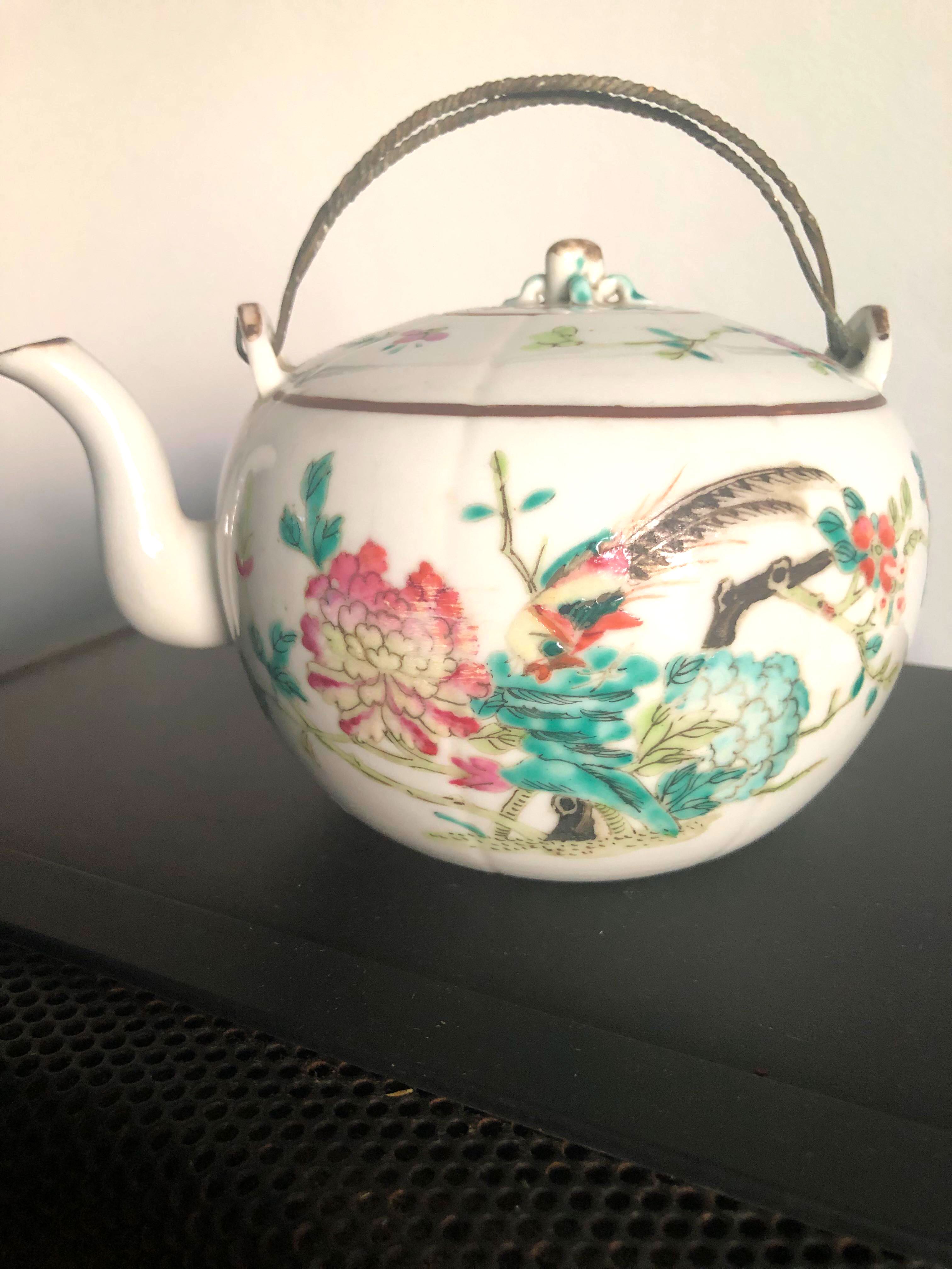 Old Chinese Teapot, Hobbies & Toys, Memorabilia & Collectibles, Vintage