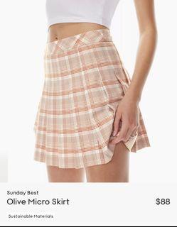 Aritzia Mini Skirt Size 2