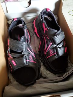 （分類：）位於 。 由 missyoubb 提交（商品編號 1183948797，圖片 1）。簡介： 。