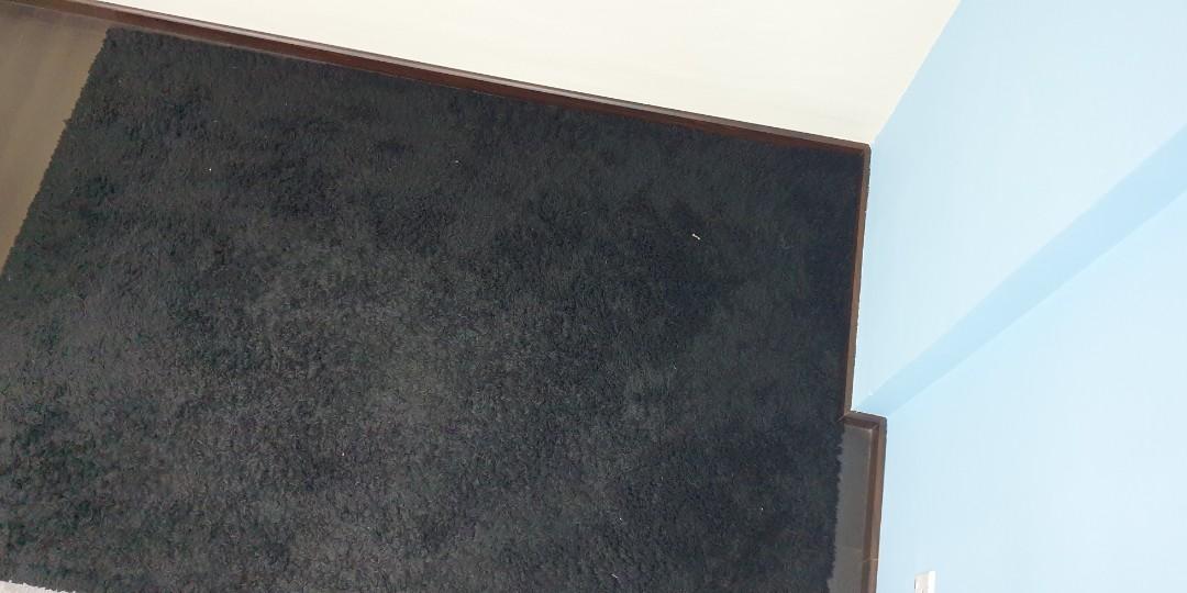 Hampen Black carpet, Furniture & Home Living, Home Decor, Carpets, Mats