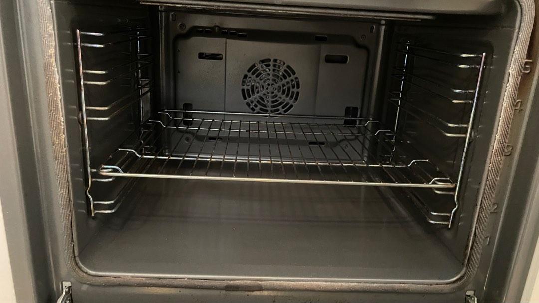 Bosch built in microwave and oven, TV & Home Appliances, Kitchen