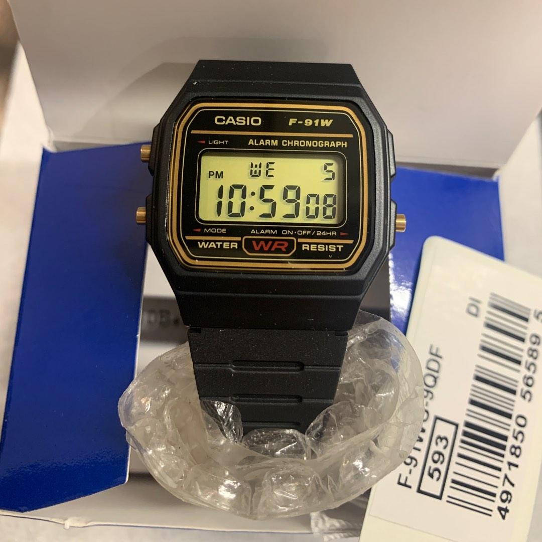 Casio f91w on sale gold trim